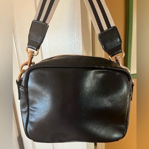 Universal Thread Black and White Checkered Crossbody Bag - Picture 7 of 11